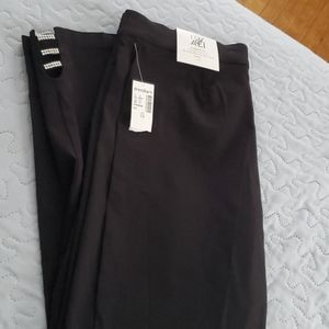 Dress barn Roz & Ali Black ankle dress pants